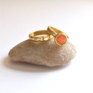 Anthropologie Hammered 2 Ring Set, Size 7 NWT